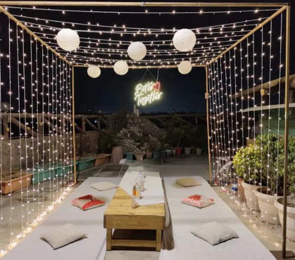 Celebrate Togetherness with Stunning & Festive Decor