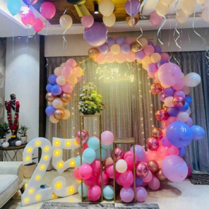 Silver Sparkle 25th Birthday Decoration Setup