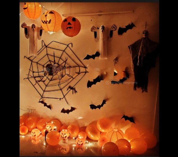 Traditional & Creative Halloween Decor