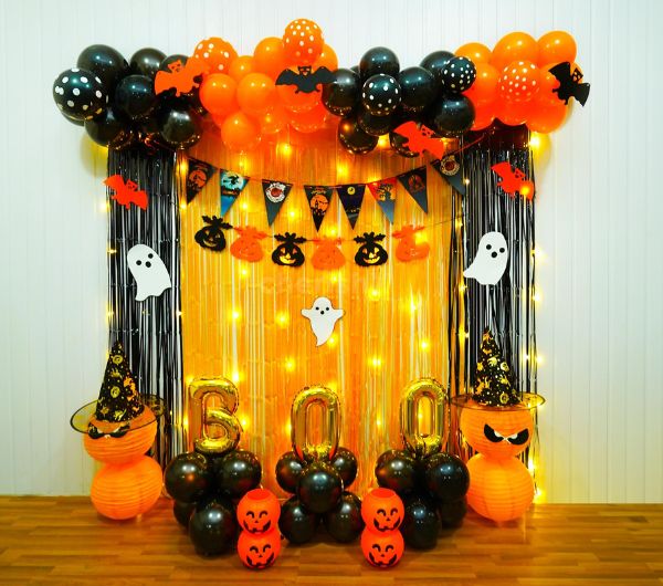 Traditional & Vibrant Halloween Decorations