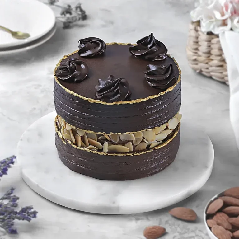 Heavenly Luxe Chocolate Cream Cake – Eggless, Soft & Moist