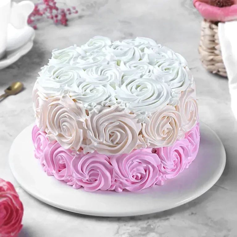 Eggless Rosy Hues Pineapple Cream Cake 1 Kg – Soft, Creamy & Fruity