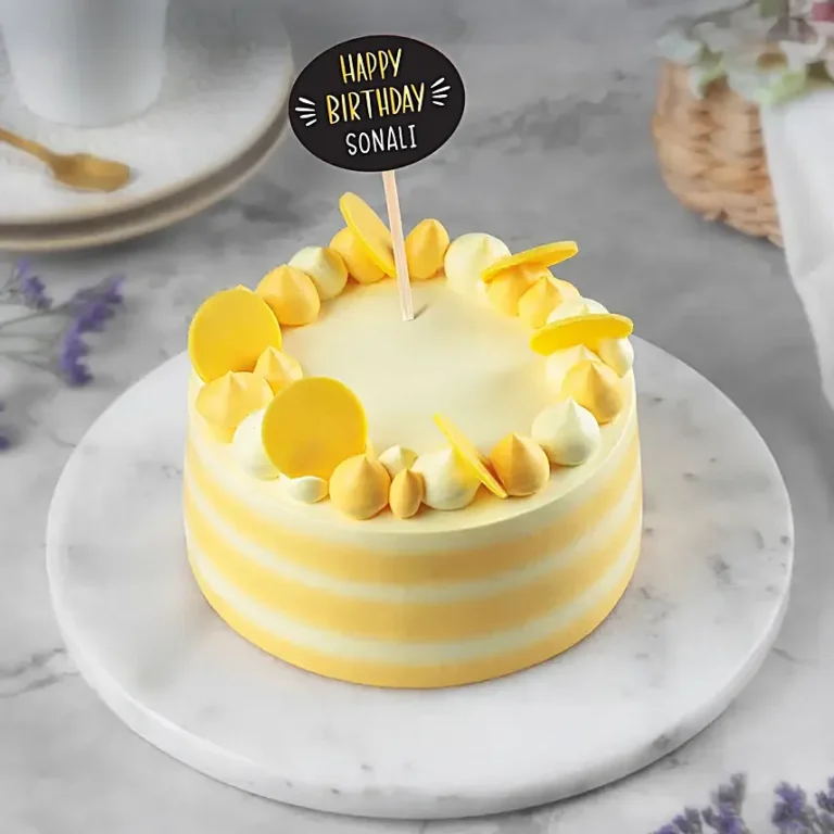 Sweet Butterscotch Bento Cake – Soft, Creamy