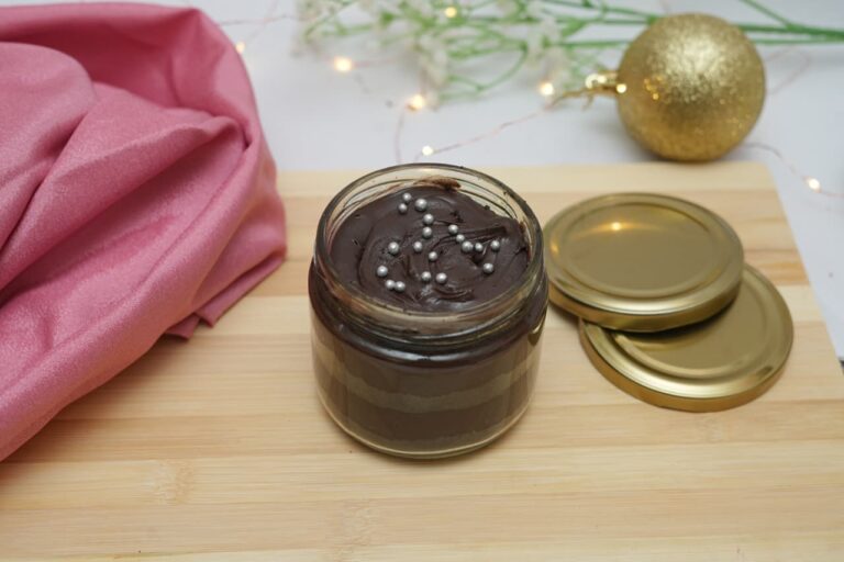 Truffle Jar Cake – Layers of rich chocolate sponge , silky truffle and toppings served in a cute jar. Perfect for gifting, travel, or a cozy dessert moment anytime!