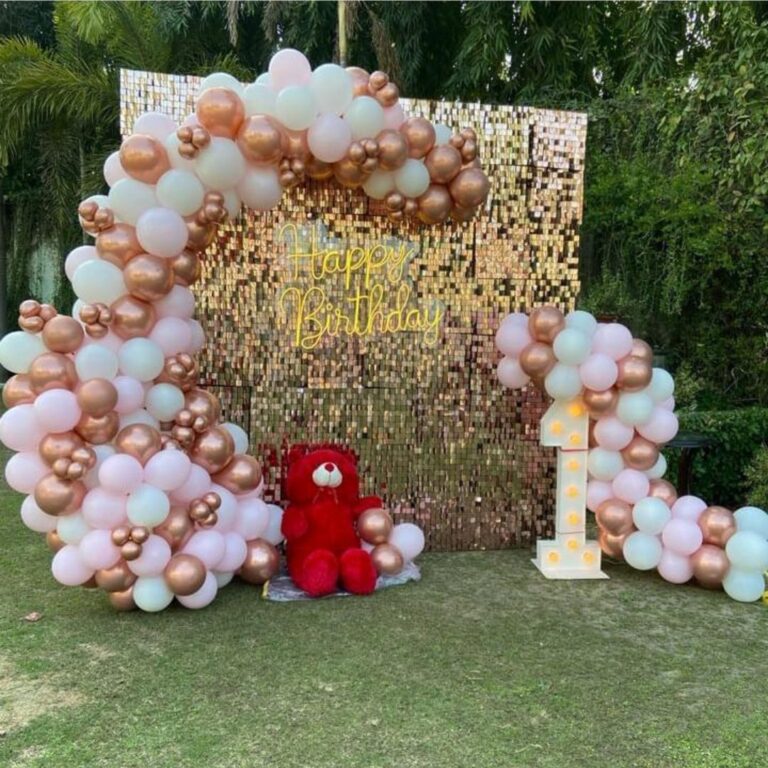 Birthday Golden Shimmer Decoration with Balloon Arch