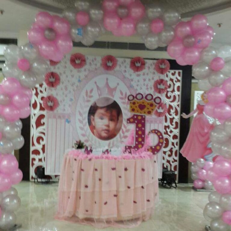 1st Birthday Boy Photo Backdrop Decoration with Balloon Arch