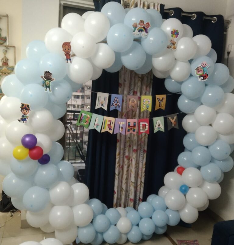 Birthday Ring Decoration Setup with Balloon Styling